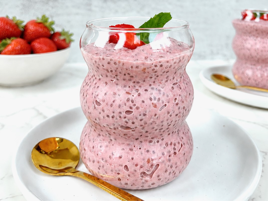 Berry Bliss Chia Protein Pudding